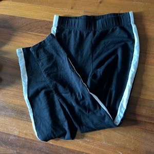 black and white leggings